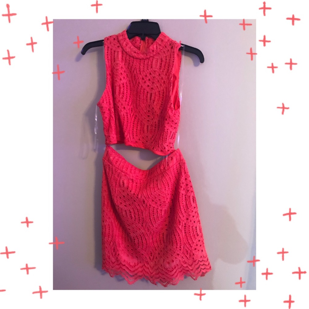 Fun & flirty crop top & skirt set